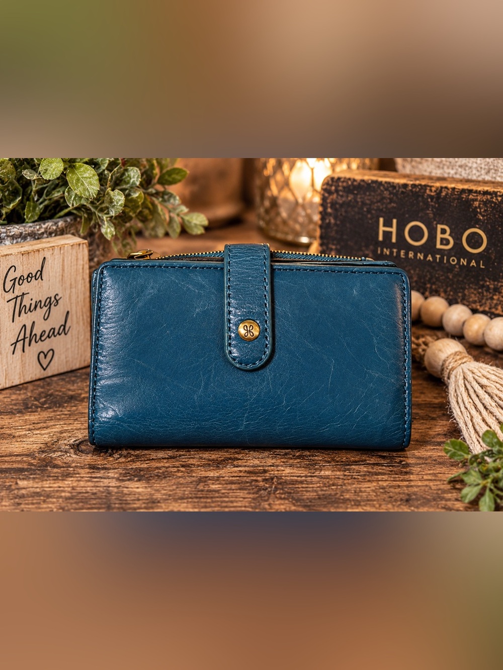 HOBO International Teal Blue Leather Bifold Wallet Zip Pocket ID Card Holder